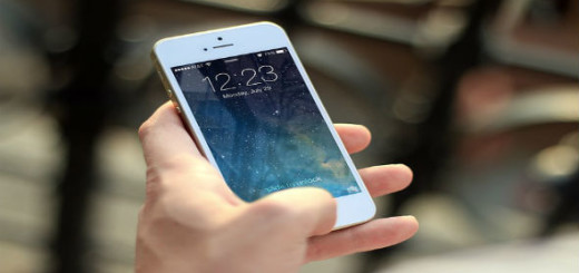 Is-it-worthy-to-buy-an-iPhone-and-other-expensive-gadgets?